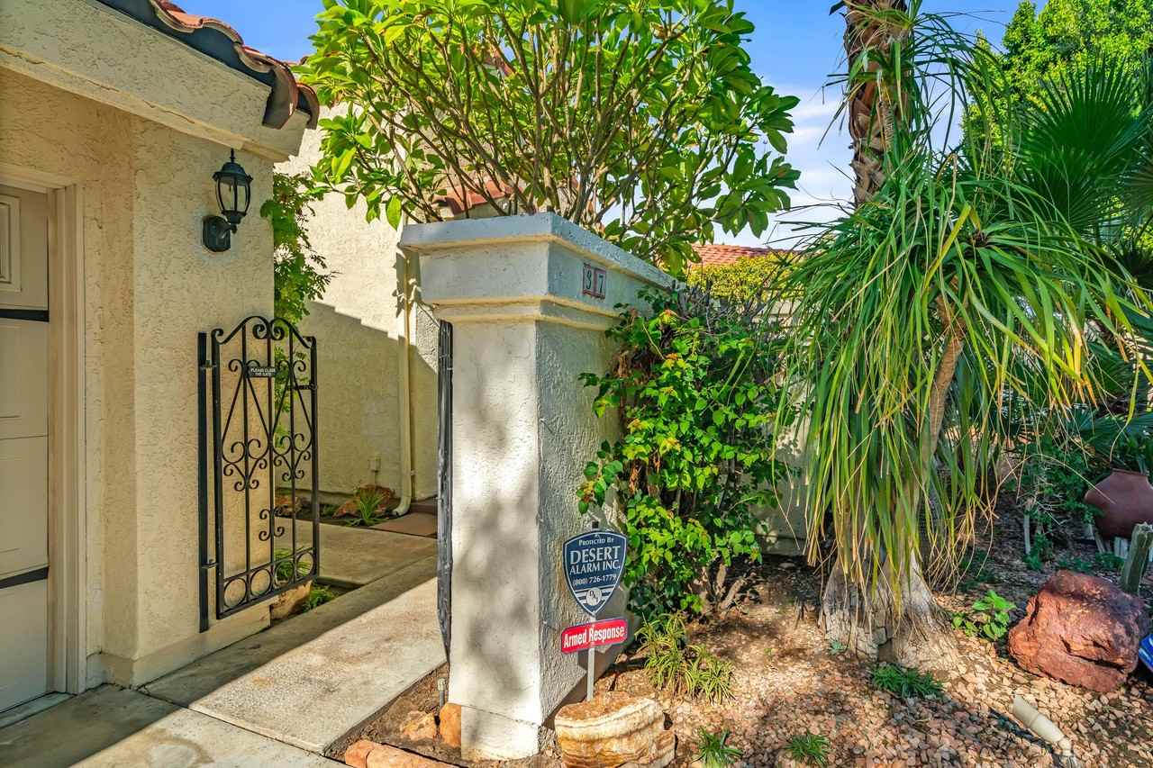 37 Santo Domingo Dr - Photo 3 of 42