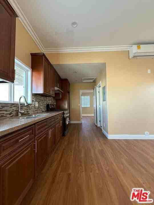 7632 Kraft Ave - Photo 6 of 15