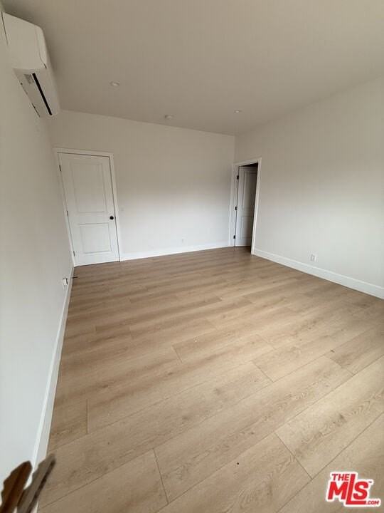 8759 Corbin Ave - Photo 5 of 9