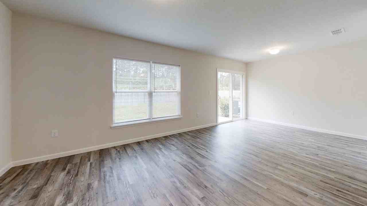 177 Plainview Drive, Unit A - Photo 2 of 10