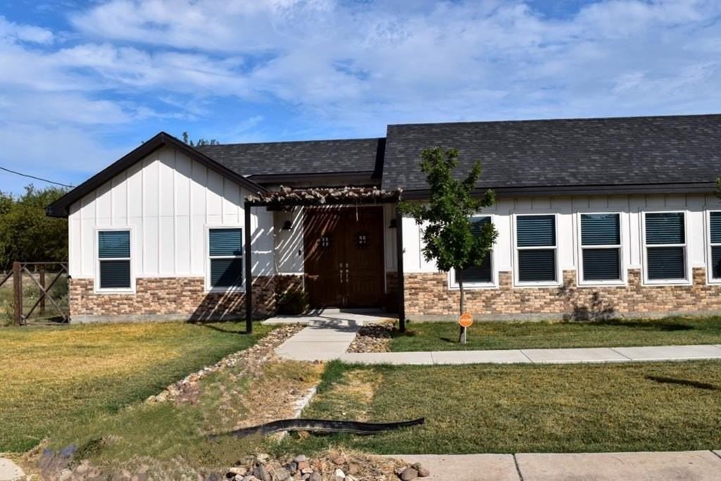 273 273 Garcia - Photo 2 of 23