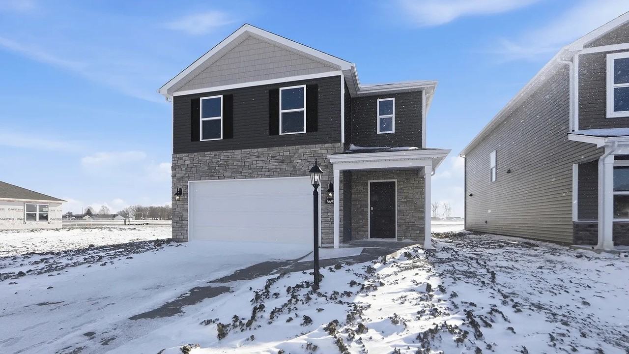 5495 Tranquilo Way - Photo 2 of 35