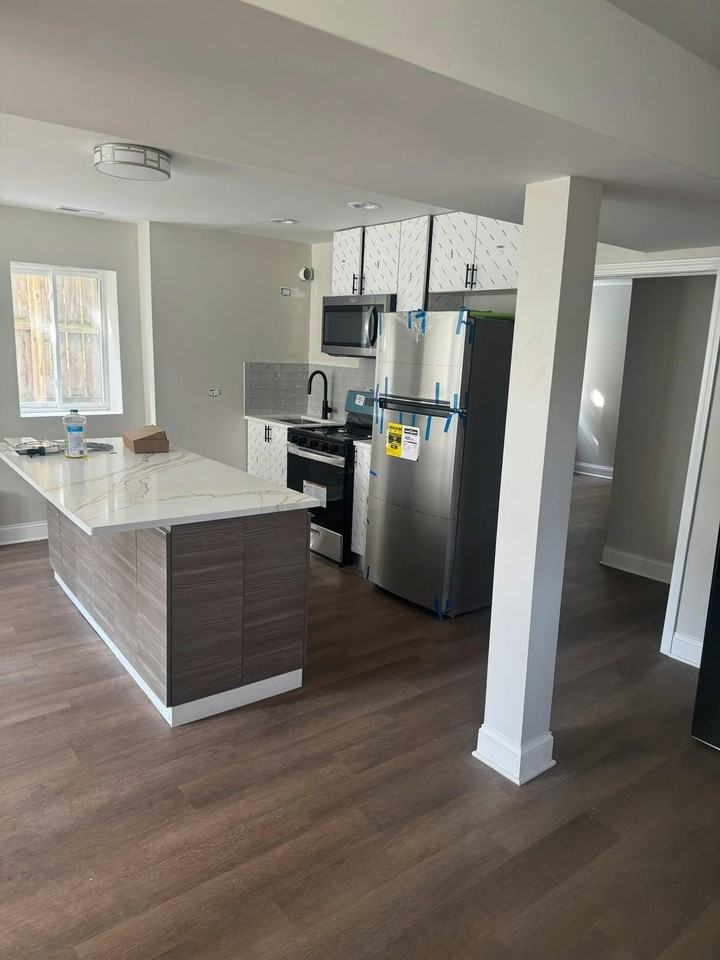 5910 South Michigan Avenue - Photo 3 of 8