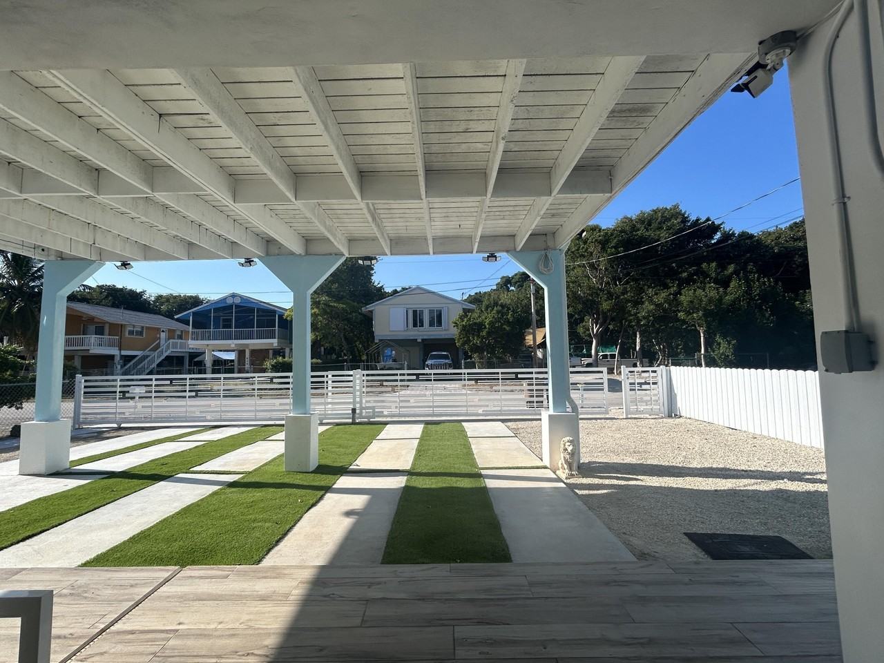 423 Mahogany Ave - Photo 6 of 18