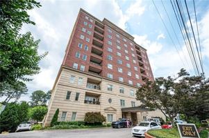 featured image of 3657 Peachtree Rd Ne #4B