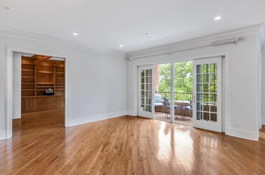 3657 Peachtree Rd Ne Apt 4b - Photo 5 of 31