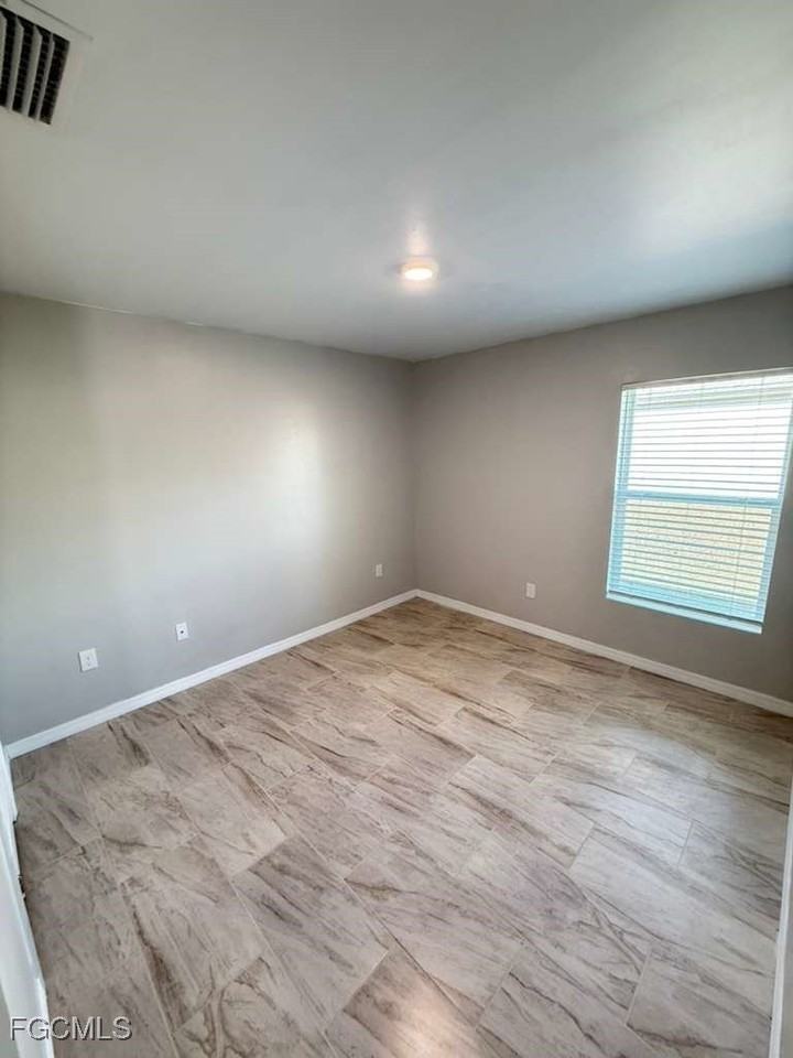 5019 Moon Ln - Photo 6 of 21