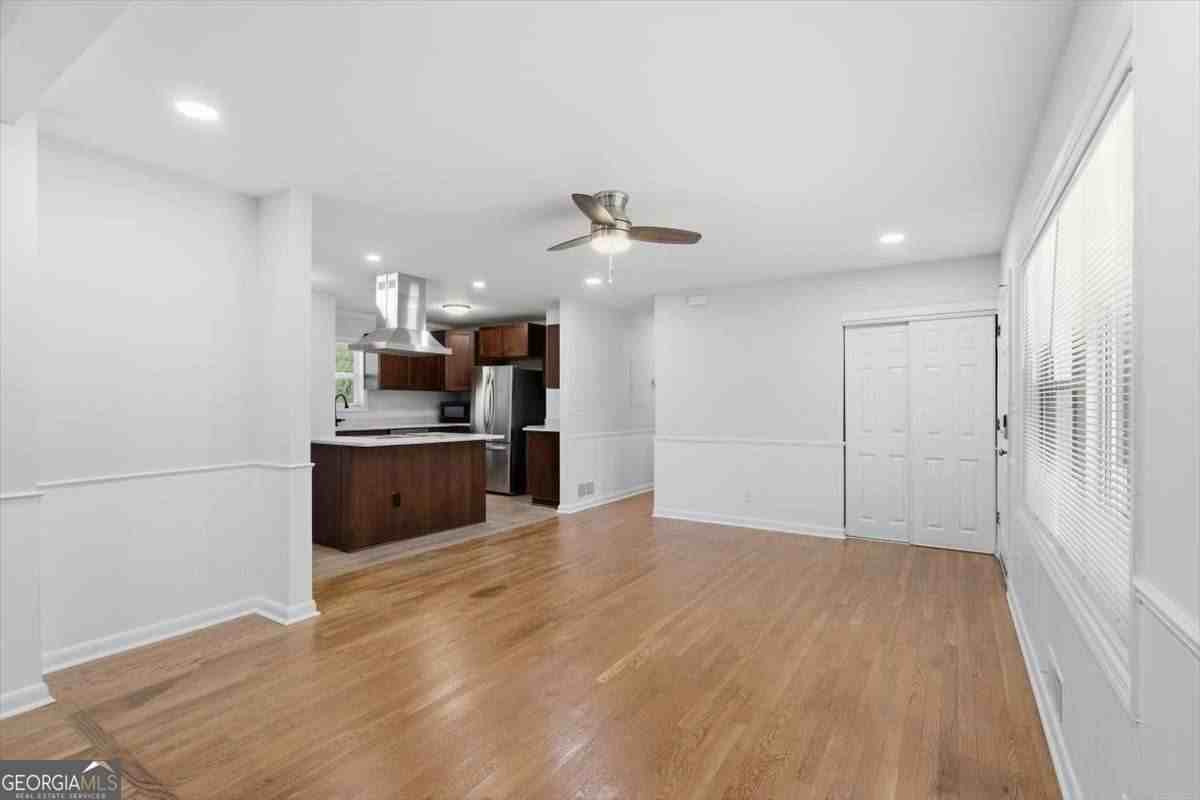 2815 Carolyn Dr Se - Photo 7 of 50