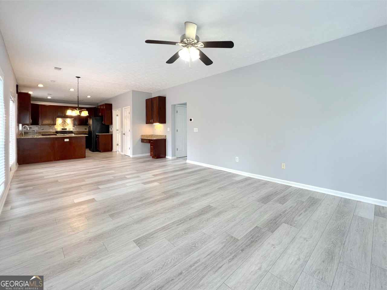 1924 Riverlanding Cir - Photo 5 of 28