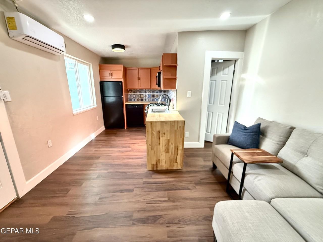 2929 Grant Ave Unit B #B - Photo 5 of 18