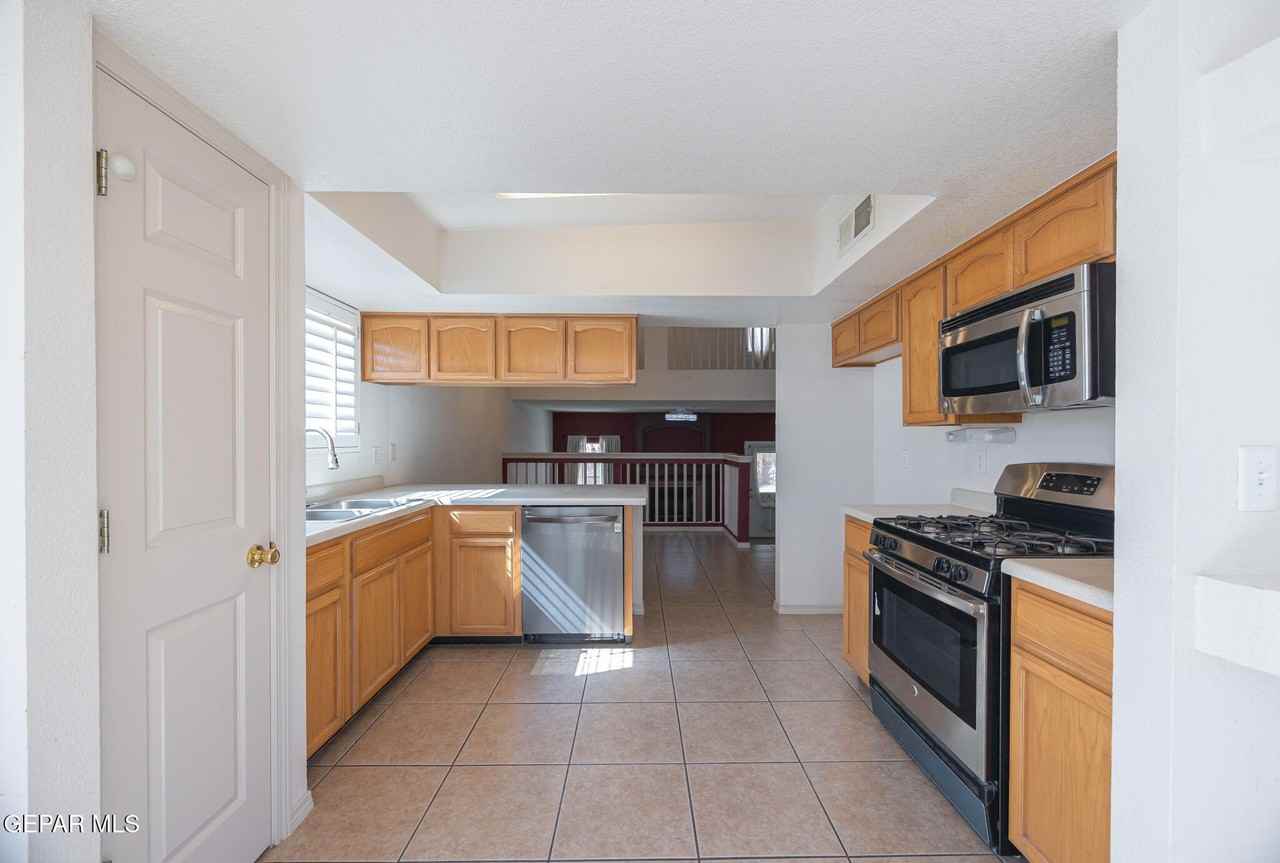 749 Linda Johnson - Photo 4 of 26