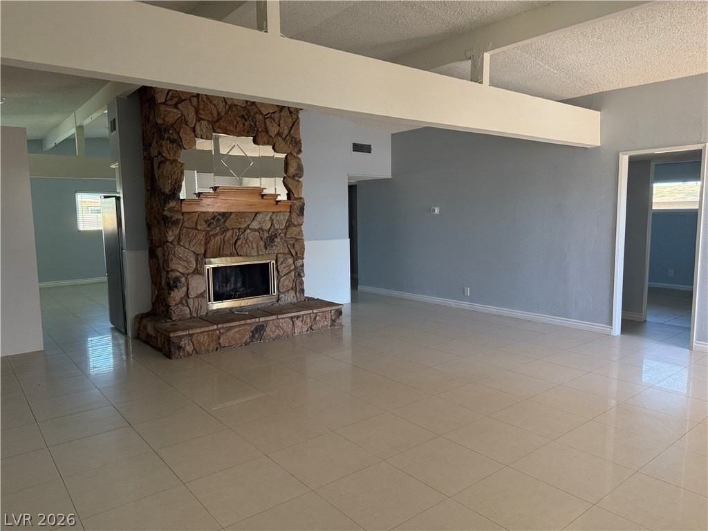 6200 Lawton Ave - Photo 5 of 28