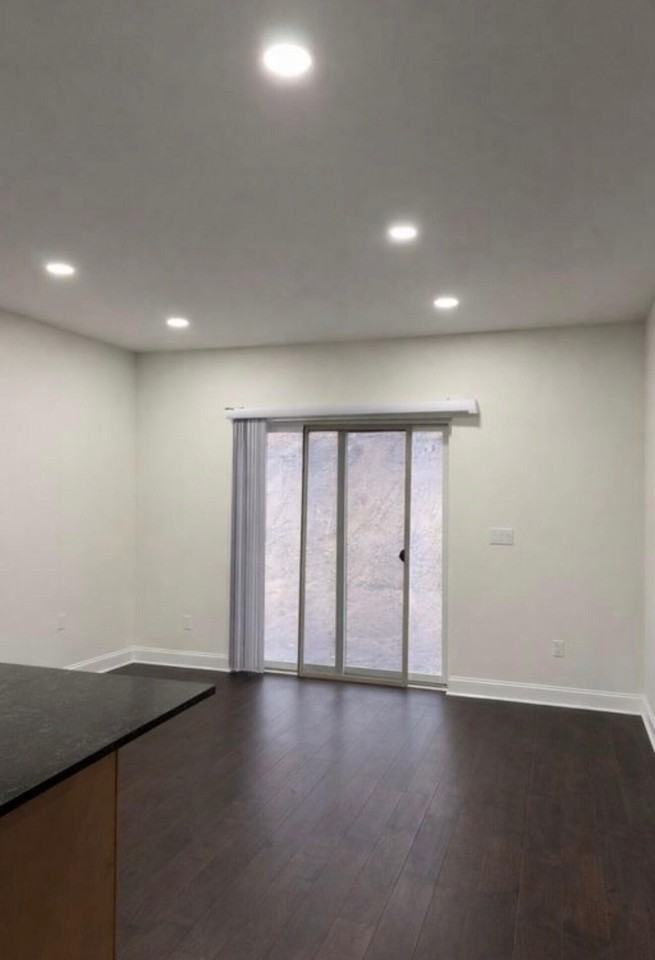 2594 Eastlawn St - Photo 5 of 13