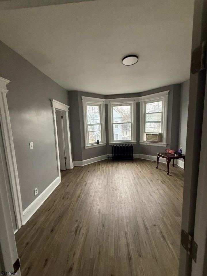 296 S 19th St - Photo 2 of 7