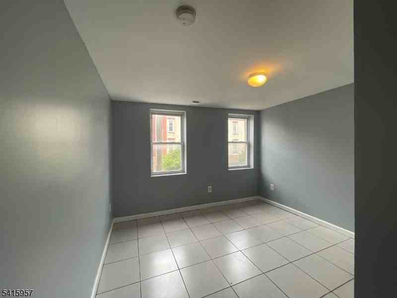 87 1st St #2 - Photo 2 of 11