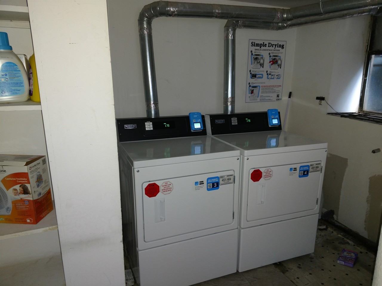 118 Corbin Ave - Photo 4 of 4