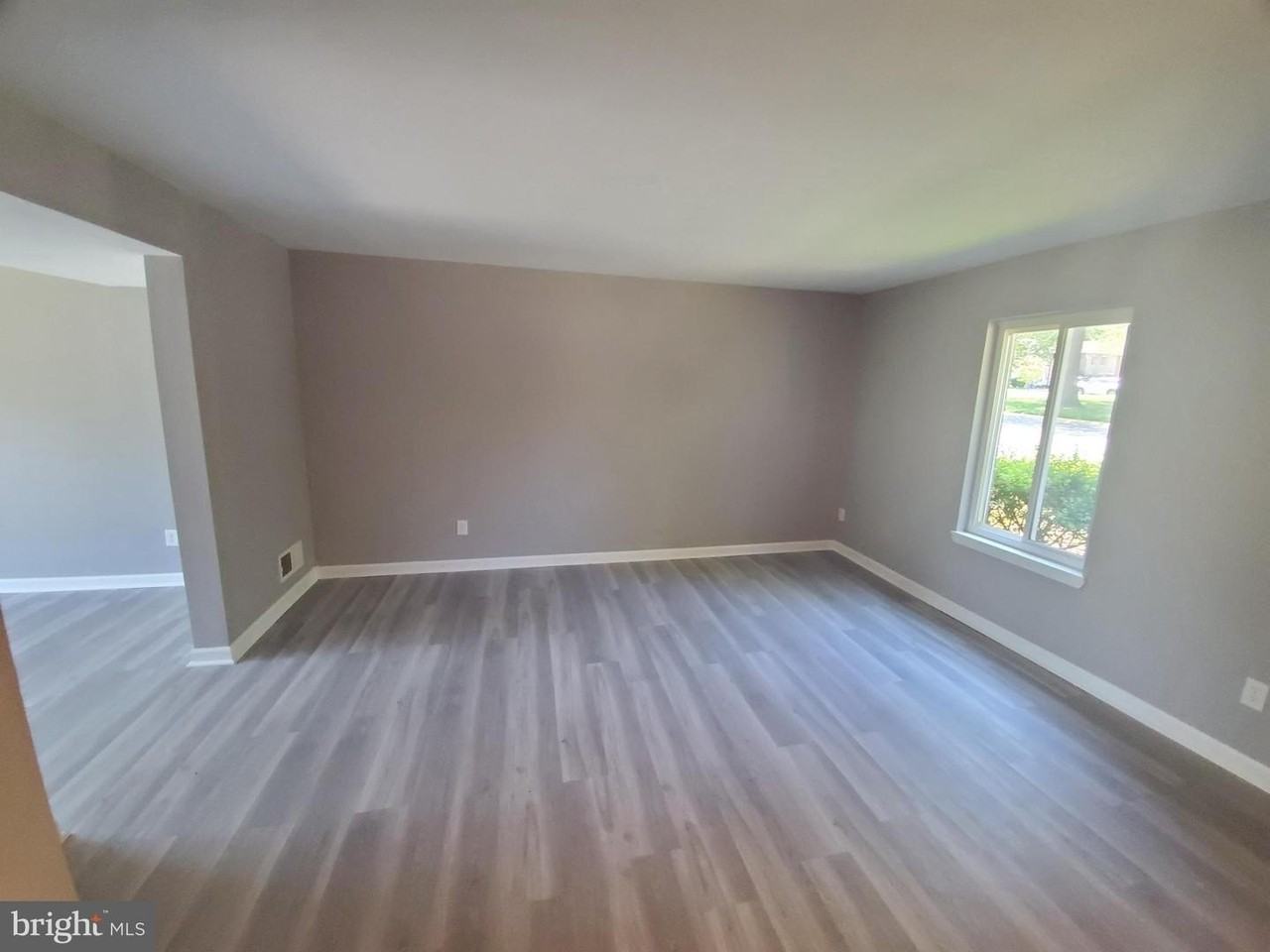 19349 Keymar Way - Photo 3 of 13