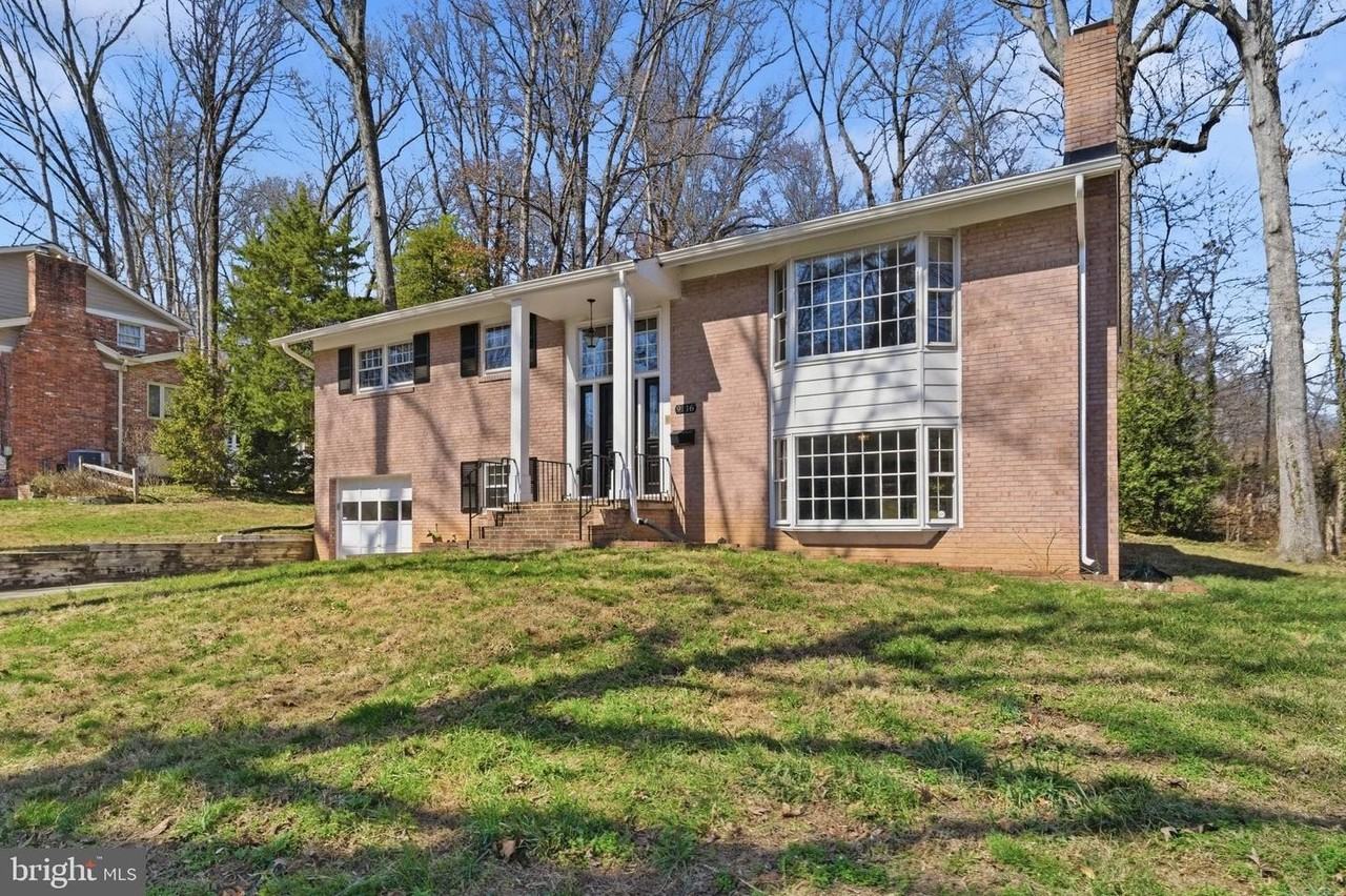 9116 Hamilton Dr - Photo 2 of 46