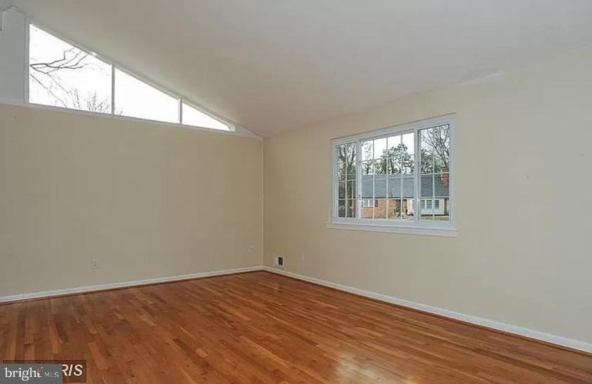 8707 Greystone Pl - Photo 6 of 26