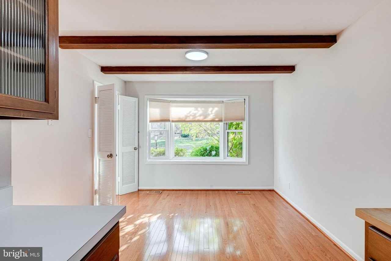 2312 Wheystone Ct - Photo 6 of 50