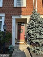 featured image of 22949 Fanshaw Sq