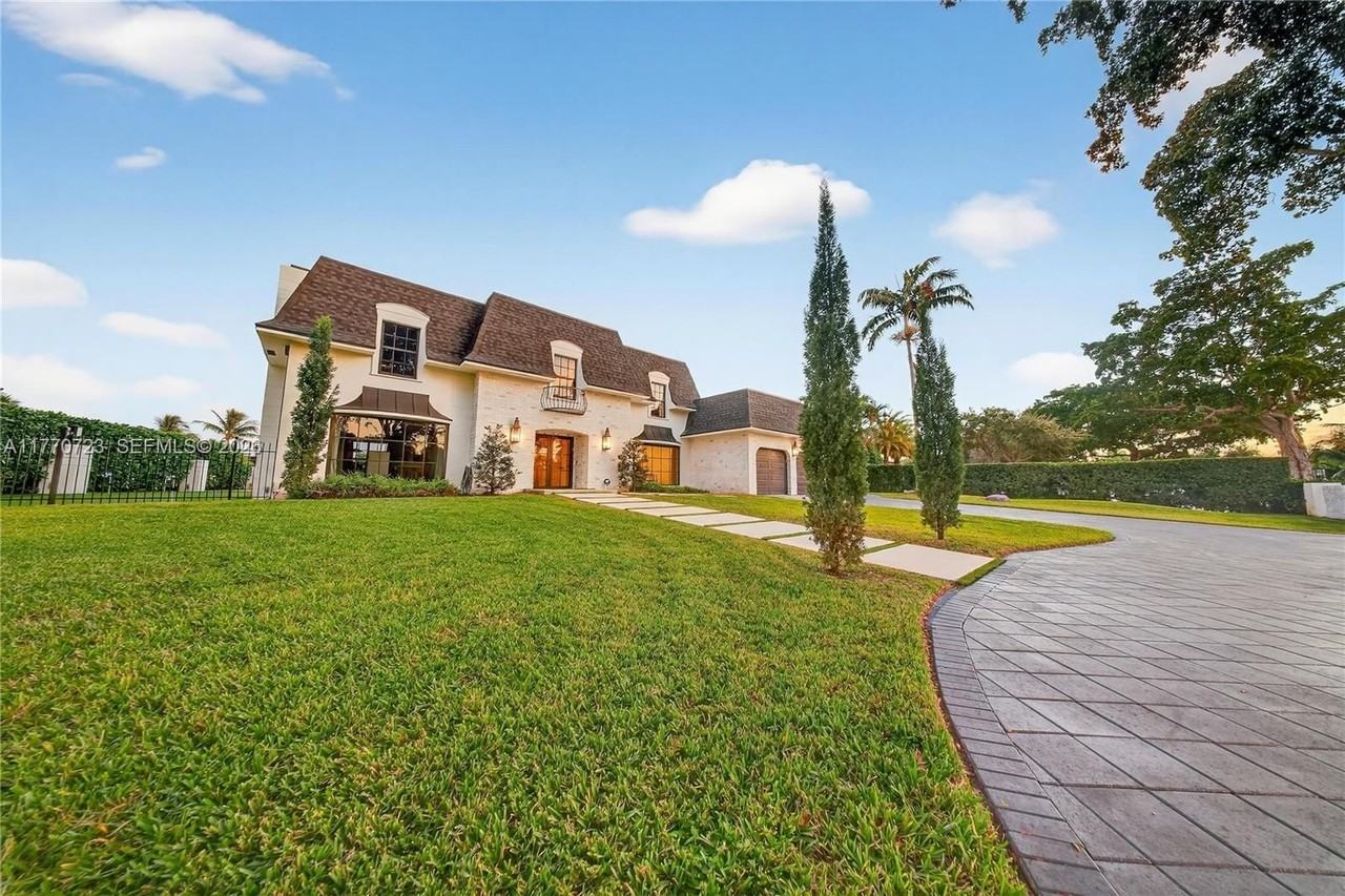 4312 Ne 22nd Ave - Photo 2 of 48