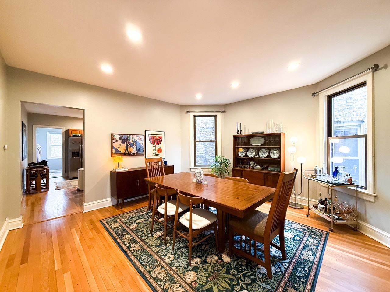 3008 W George St #2 - Photo 4 of 17