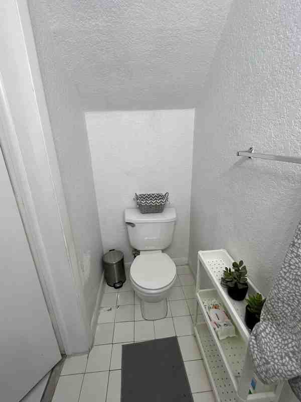 171 Riviera Cir - Photo 3 of 20