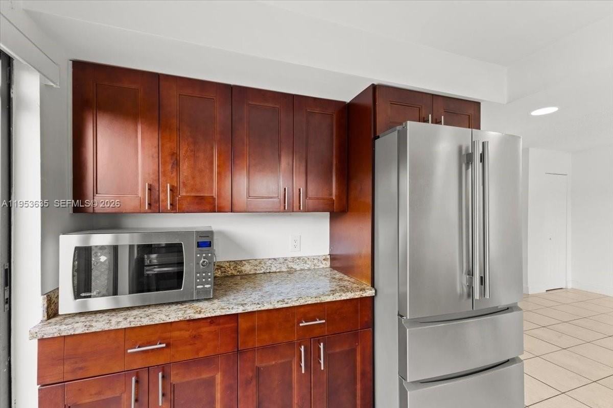 181 Wimbledon Lake Dr #181 - Photo 5 of 35