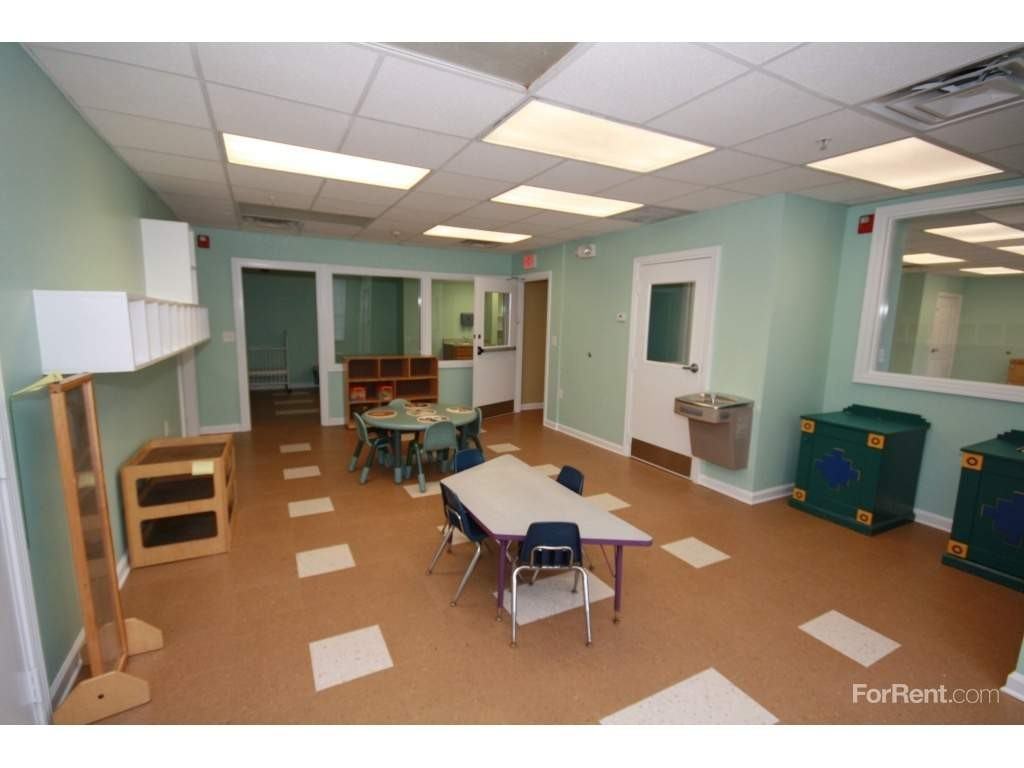 Magnolia Park - Photo 3 of 17