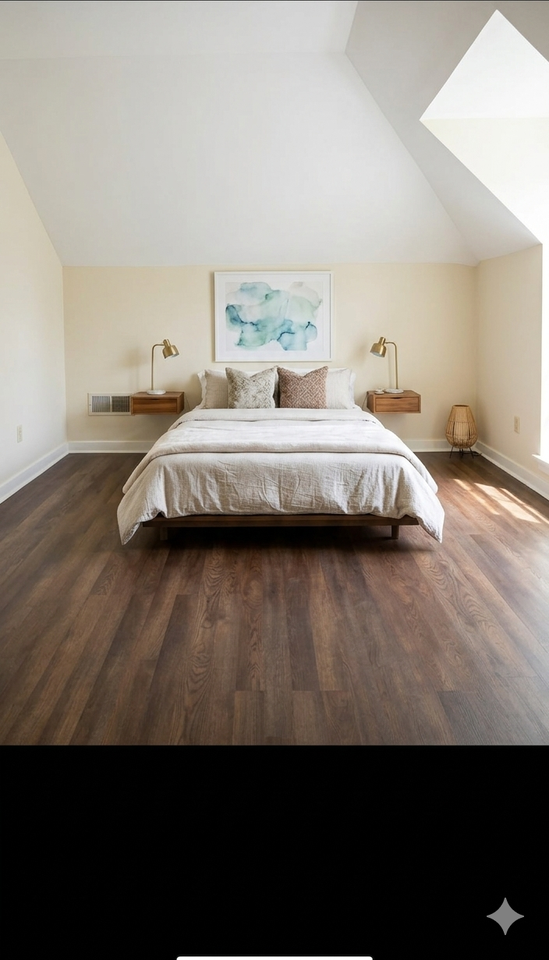 2098 Court Ave #2 - Photo 2 of 9