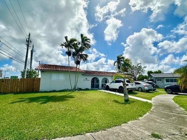 10700 Sw 70th St - Photo 2 of 19