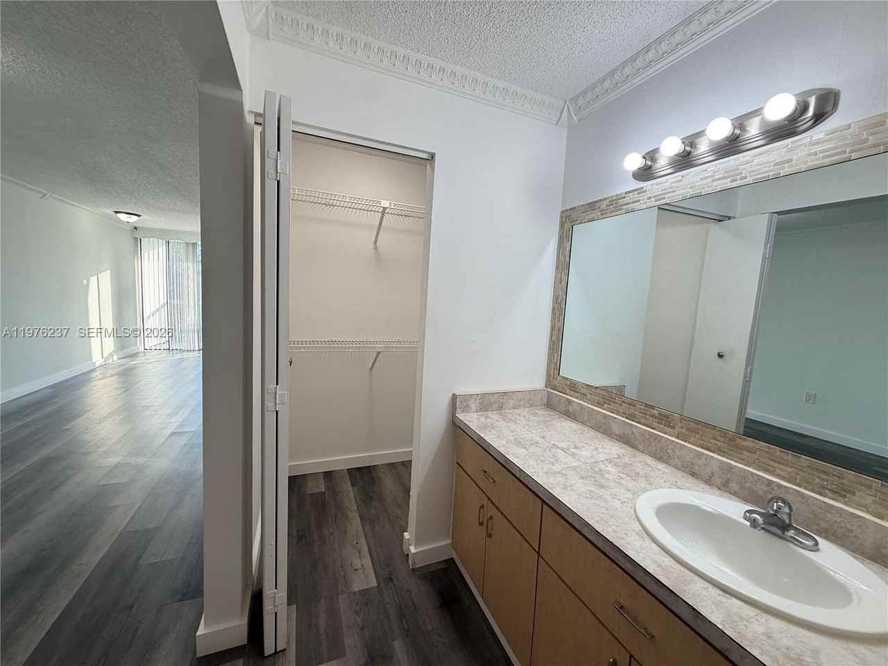 750 Ne 195th St #228 - Photo 6 of 17