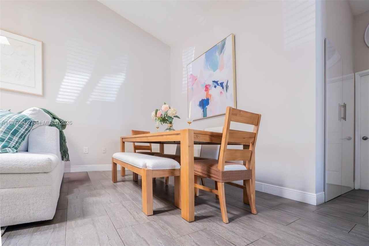 1662 N 14th Ter #0 - Photo 6 of 26