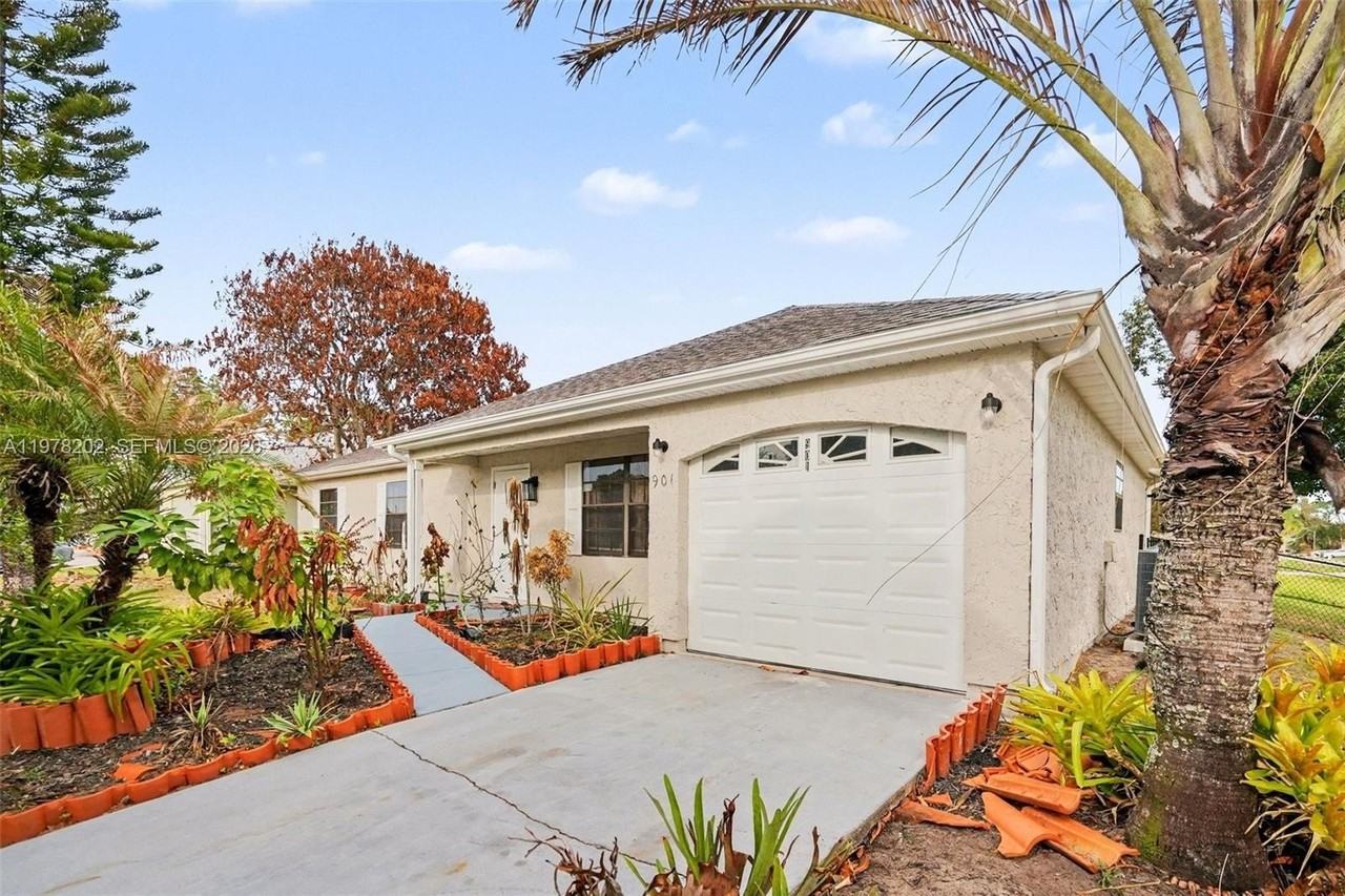 901 Gannet Ave Nw - Photo 2 of 26