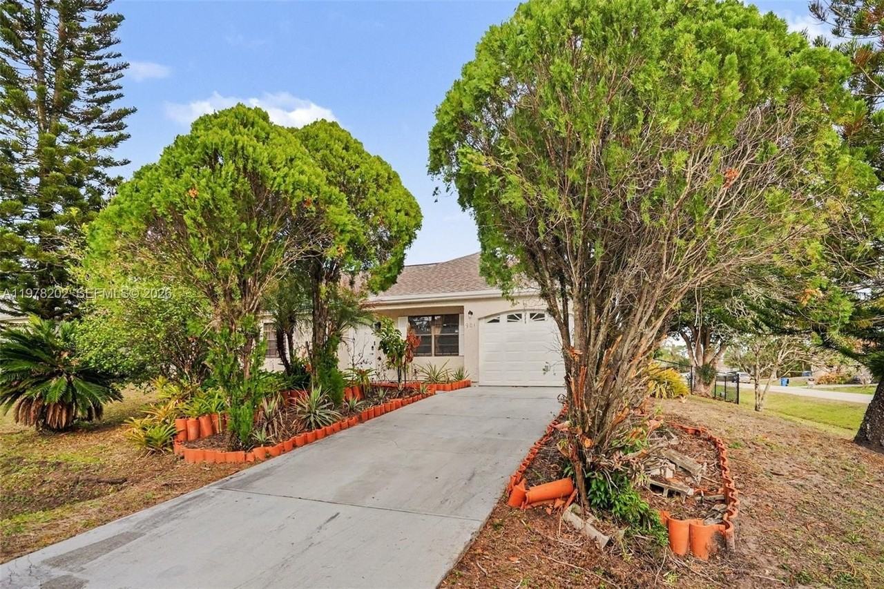 901 Gannet Ave Nw - Photo 3 of 26