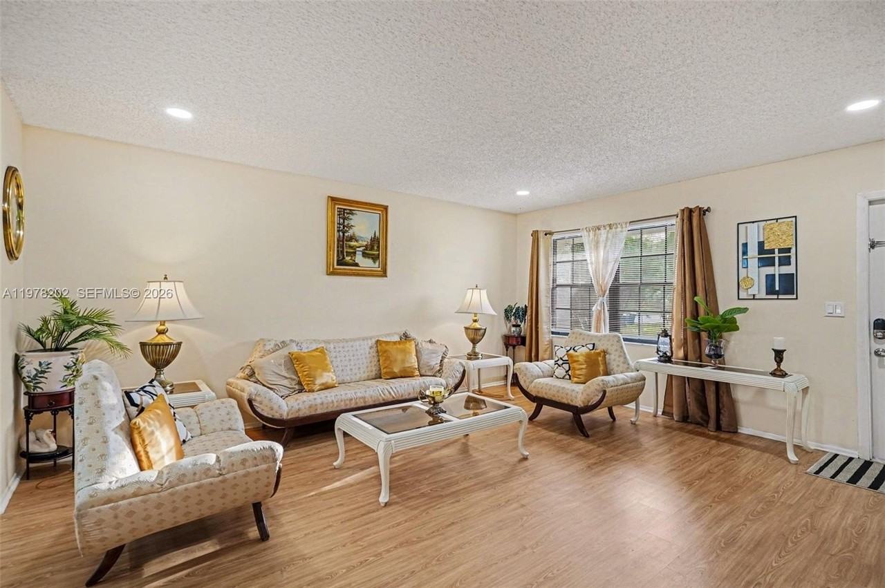 901 Gannet Ave Nw - Photo 6 of 26