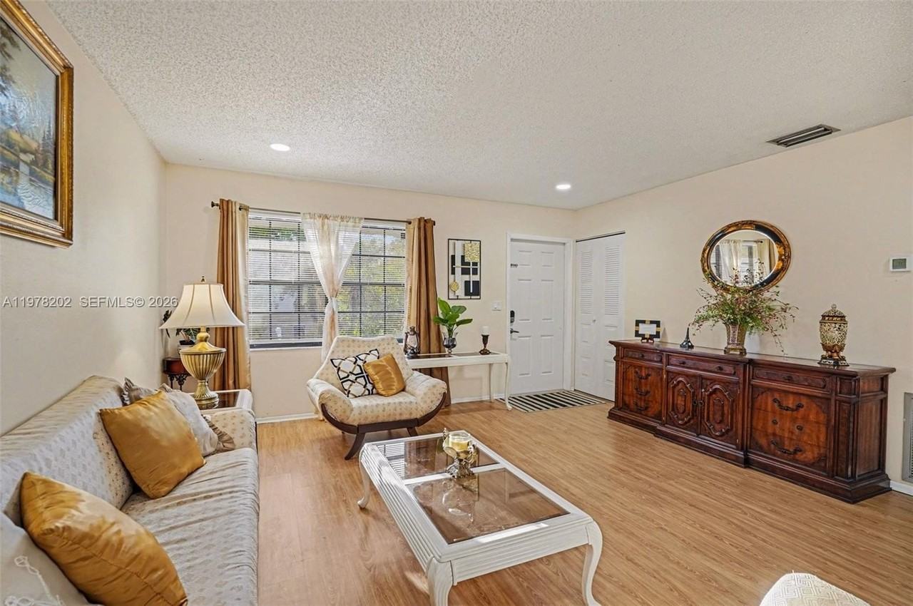 901 Gannet Ave Nw - Photo 7 of 26