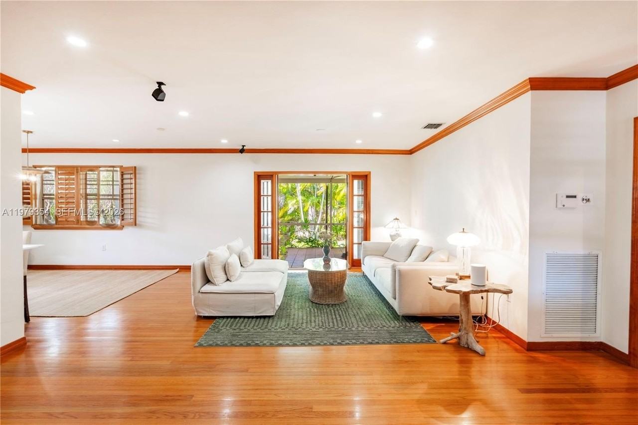 1449 Baracoa Ave - Photo 3 of 26