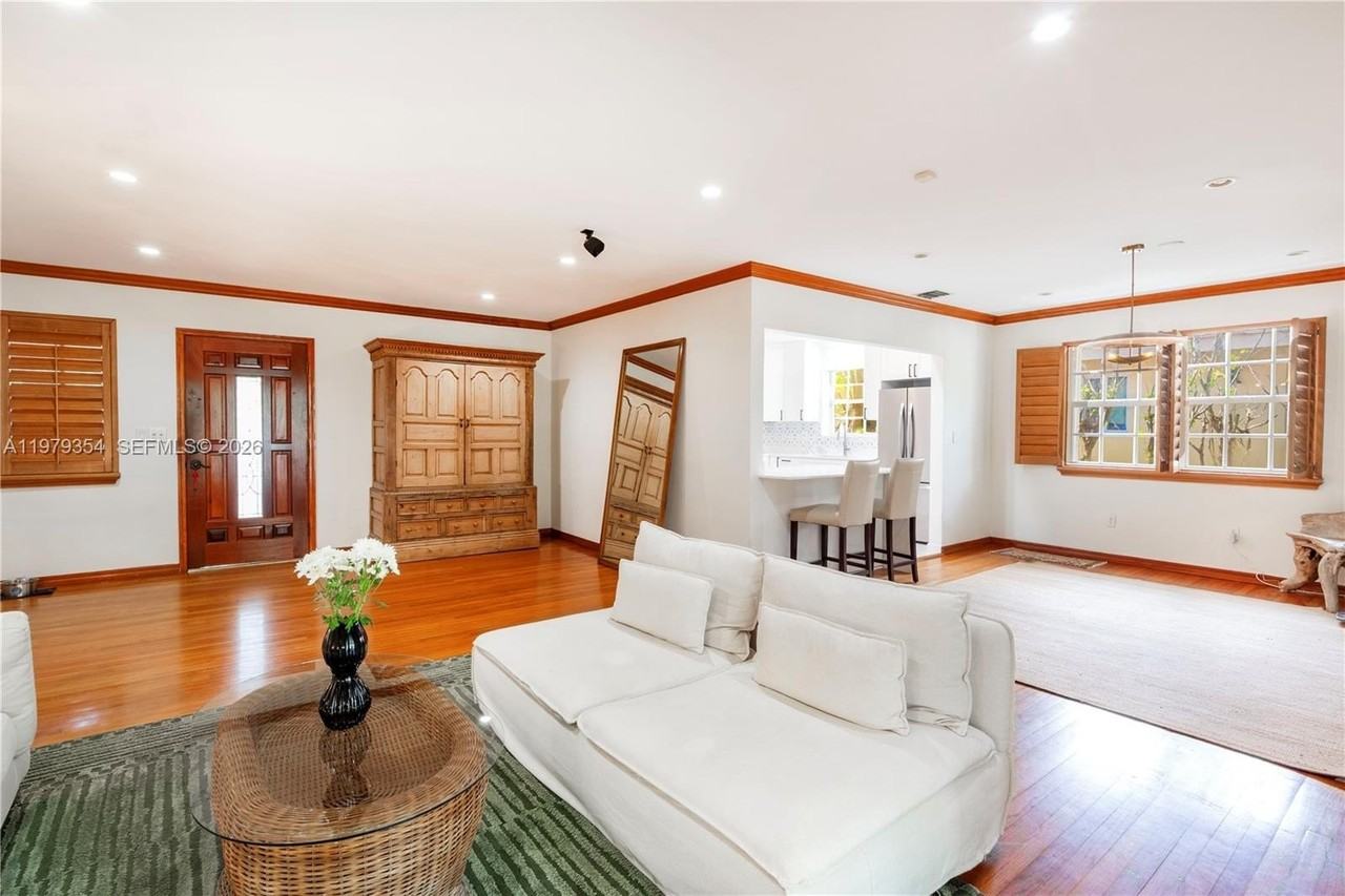 1449 Baracoa Ave - Photo 5 of 26