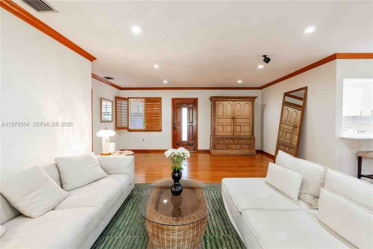 1449 Baracoa Ave - Photo 7 of 26