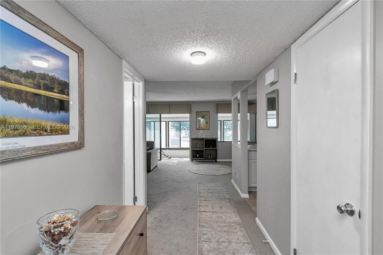 737 Midway Dr #B - Photo 7 of 35