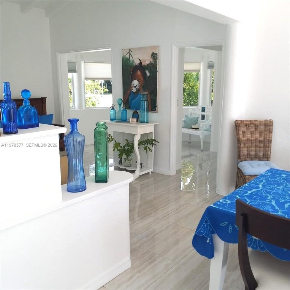 6910 Rue Notre Dame #0 - Photo 6 of 24