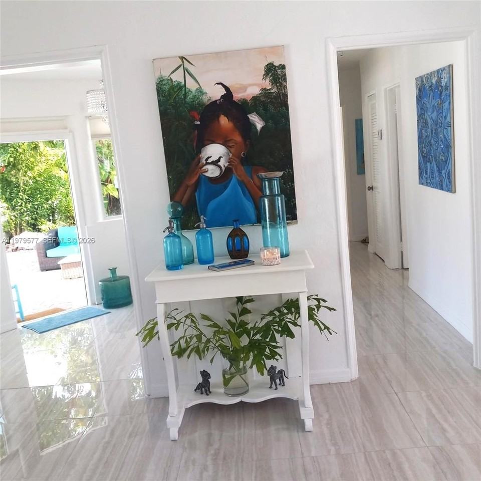 6910 Rue Notre Dame #0 - Photo 7 of 24