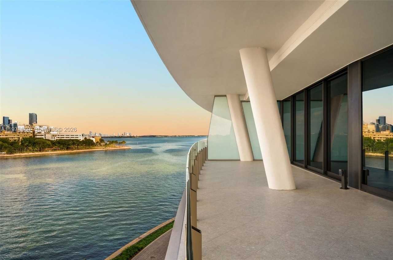 5 Grove Isle Dr #L506 - Photo 3 of 23