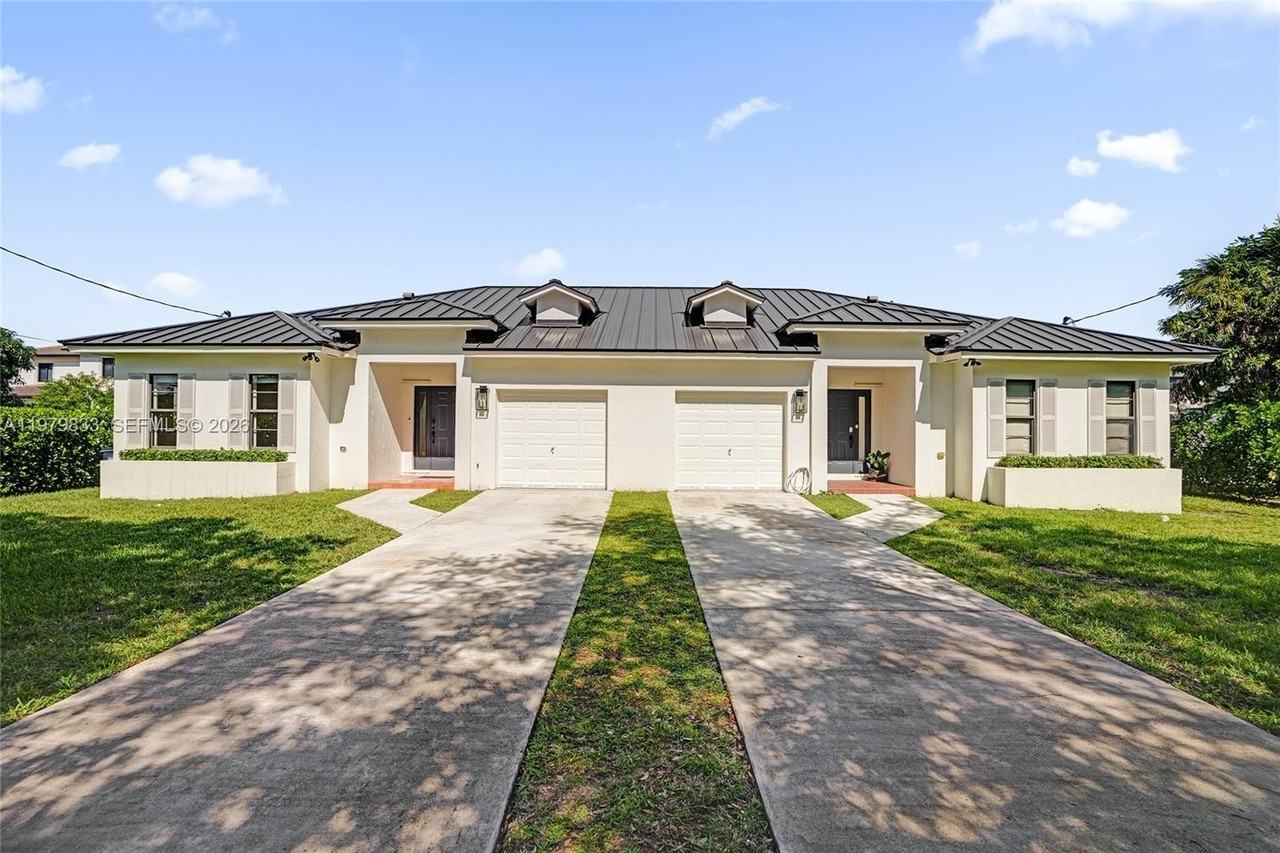 8371 Sw 122nd St #A - Photo 2 of 22