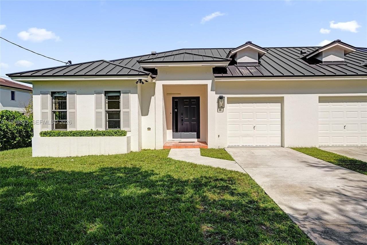 8371 Sw 122nd St #A - Photo 3 of 22