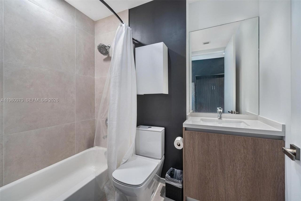 3156 Sw 27th Ave #101 - Photo 7 of 15