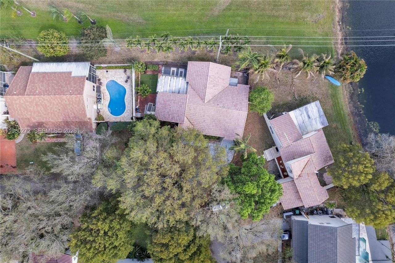 12145 Begonia Way #12145 - Photo 4 of 48