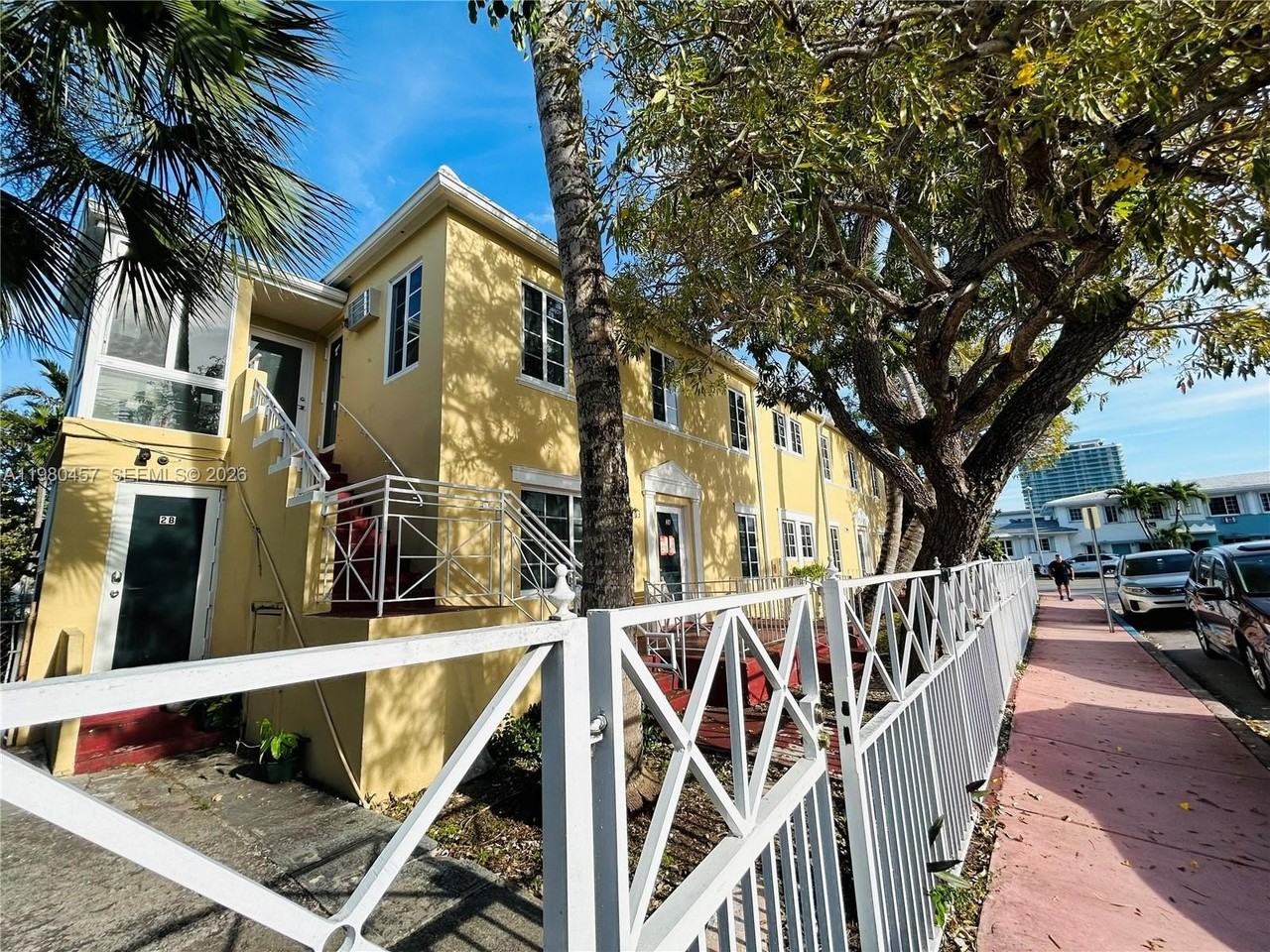 7501 Byron Ave #1A - Photo 5 of 5